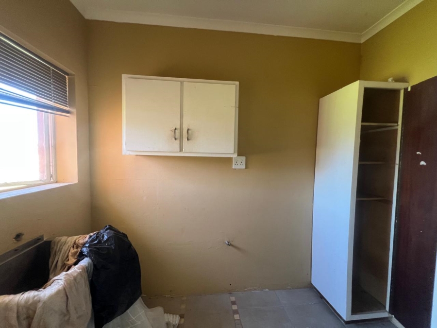 6 Bedroom Property for Sale in Rowallan Park Eastern Cape